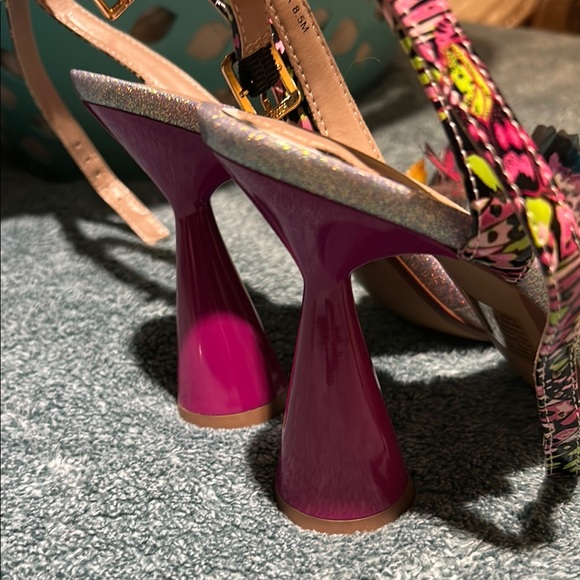 Betsey Johnson Women's Multicolor Butterfly Heels - Picture 9 of 9